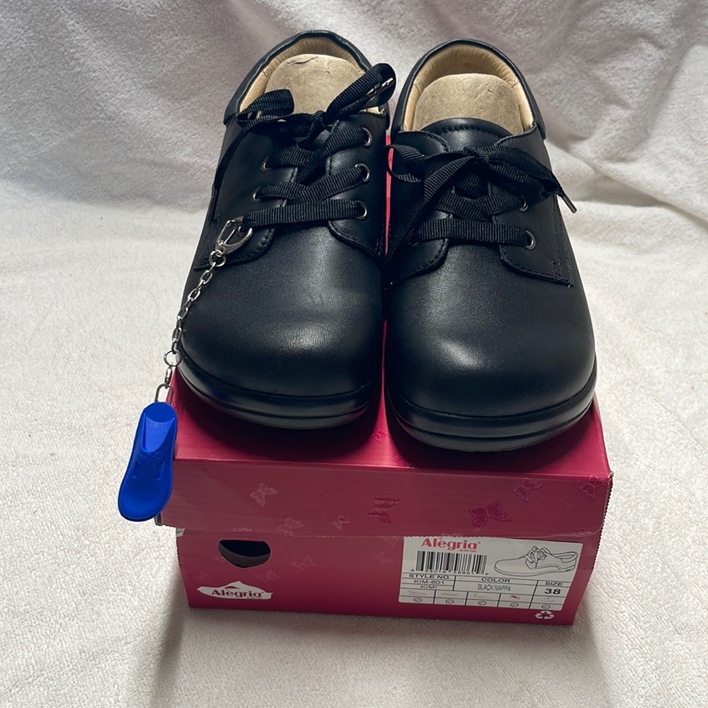 NIB euro 38 Algeria tie shoes black smoke free house.